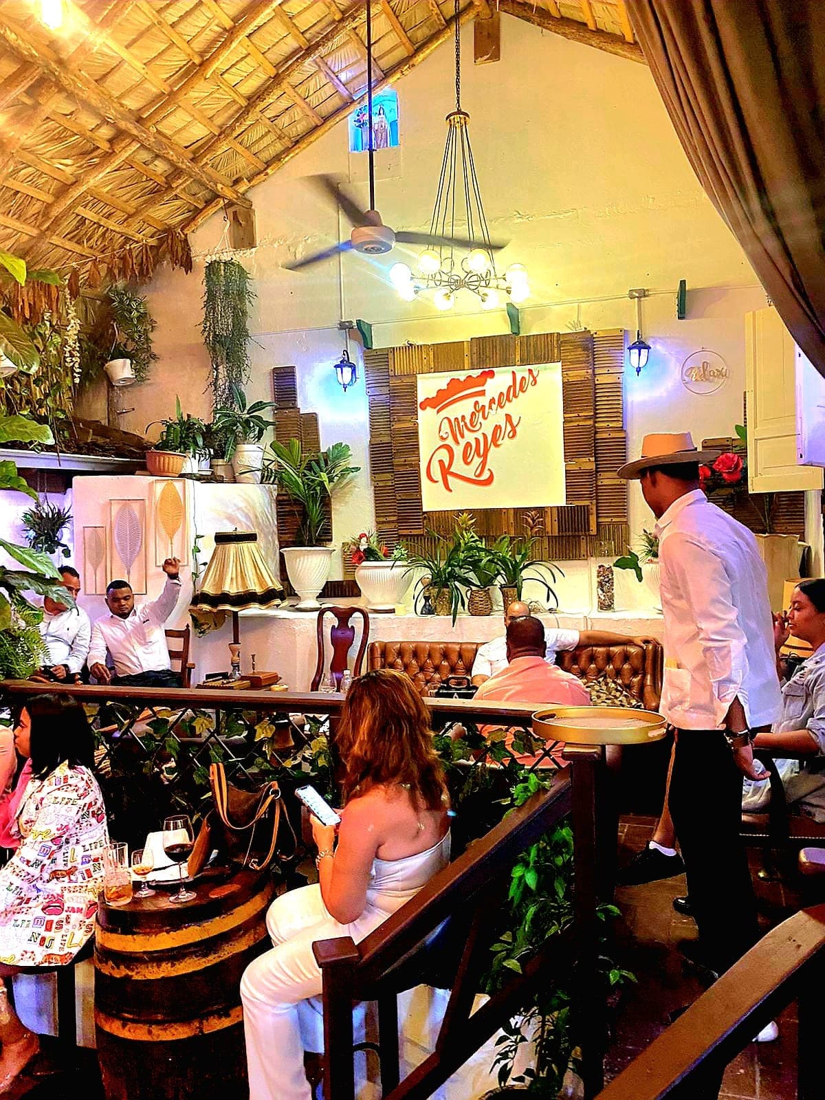 Mercedes Reyes Cigars Manufactory & Lounge image 3