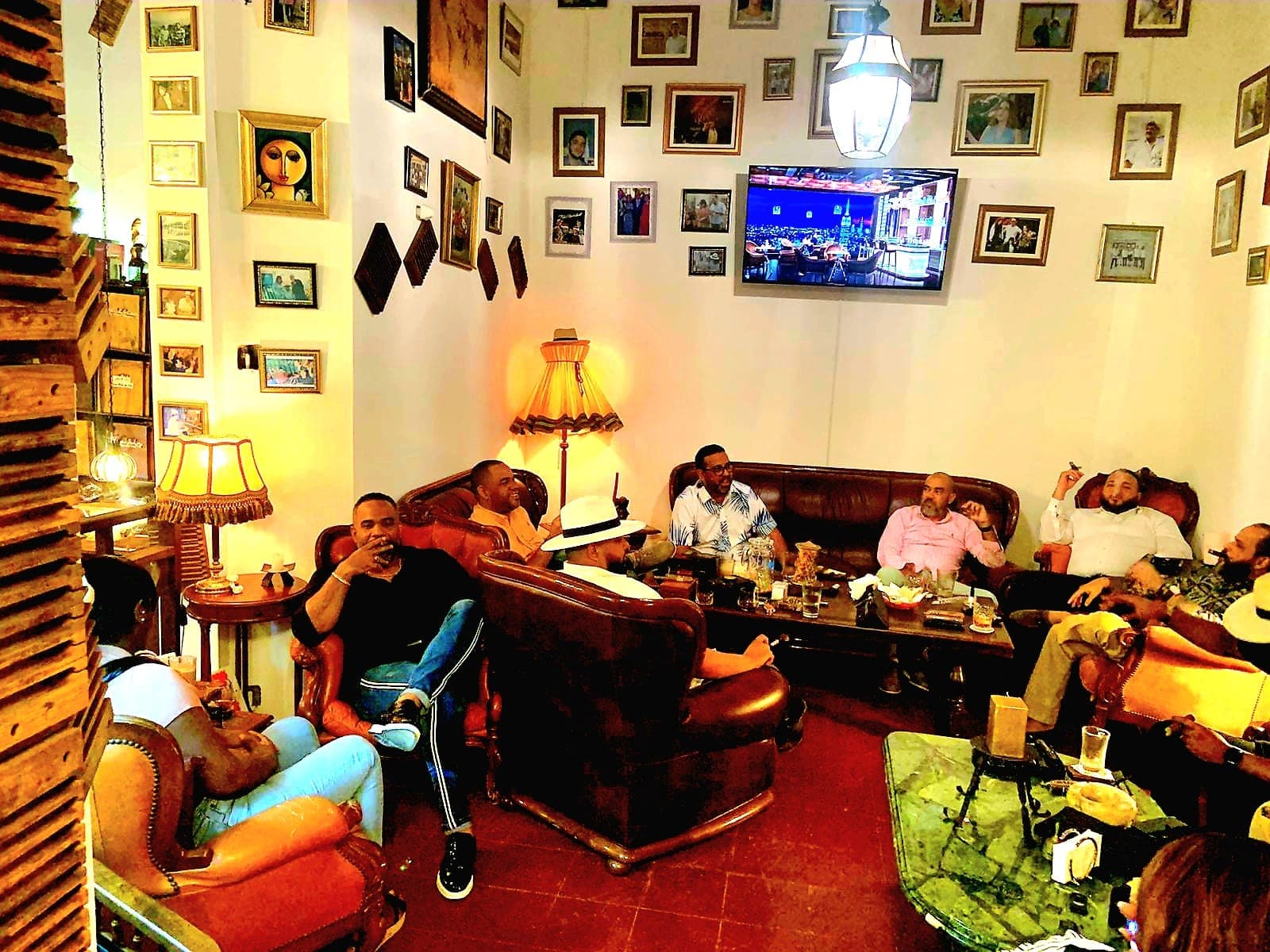 Mercedes Reyes Cigars Manufactory & Lounge image 4